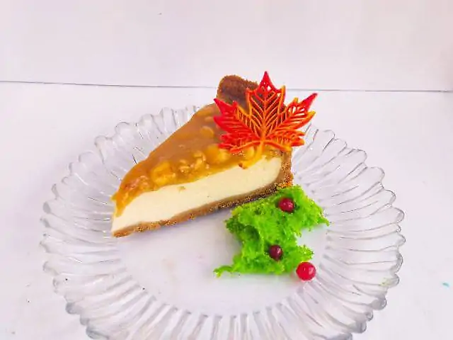 Чізкейк снікерс
