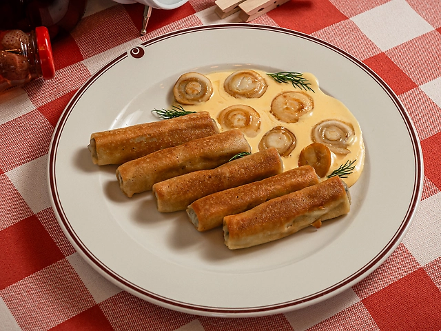 Млинці з грибами