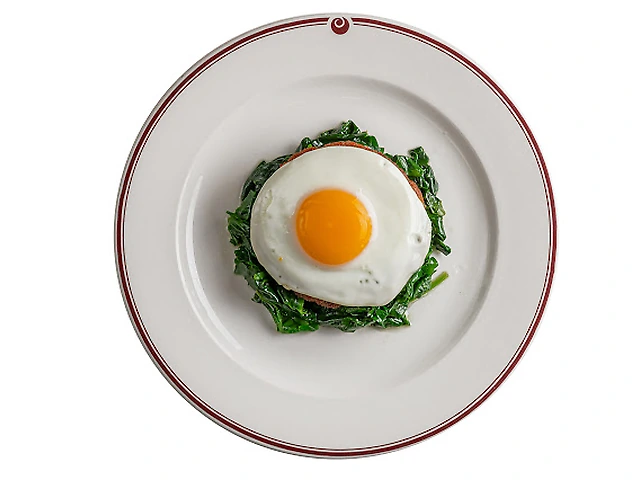 Біфштекс зі шпинатом