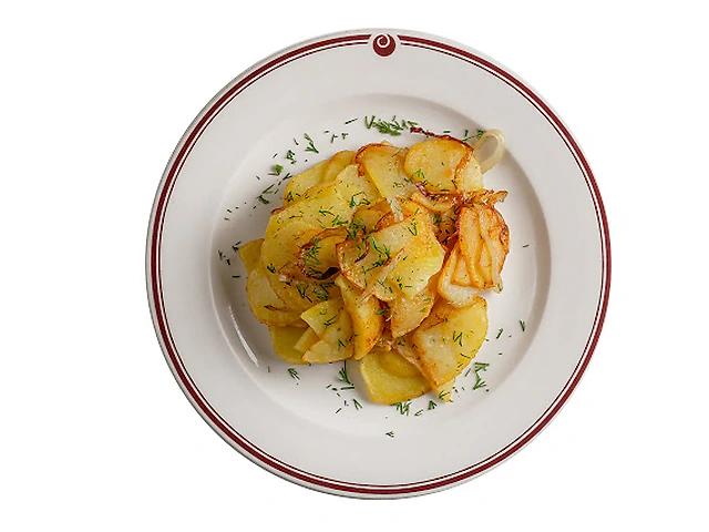 Смажена картопля з цибулею