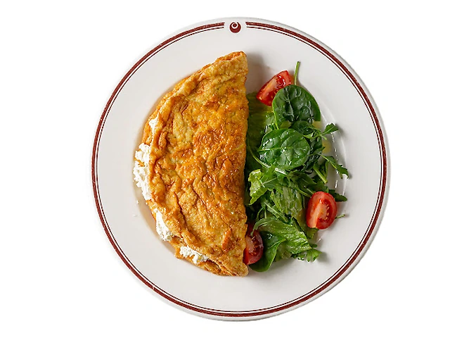 Омлет з трьох яєць з сиром  фета