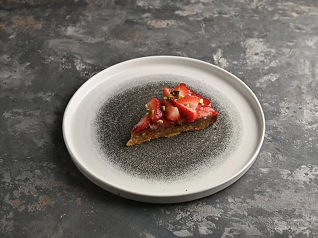 Франжипан з полуницею