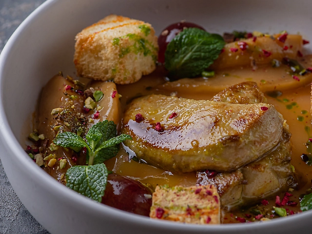 Мариновані білі грибочки