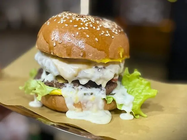 Королівський BIG CHEESE Burger