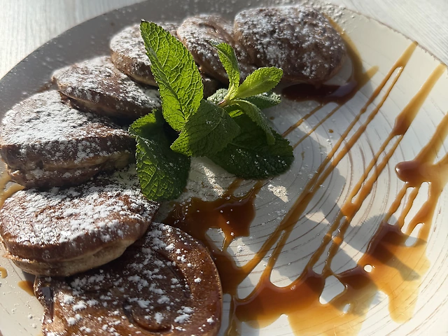 Панкейки з топінгом