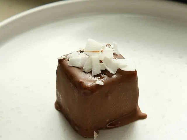 Сирок кокосовий