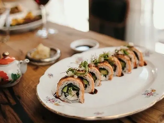 Татакі-рол, лосось, вугор, унагі