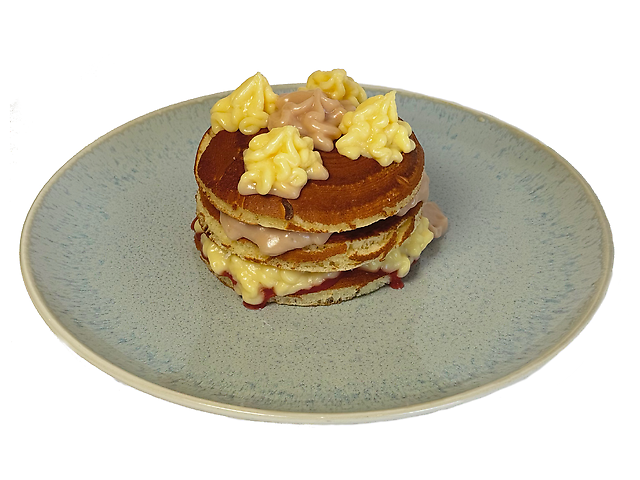 Класичні панкейки із двома видами заварного крему