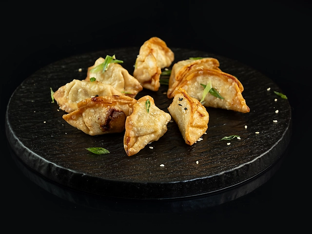 Гьодза з креветкою варена на пару