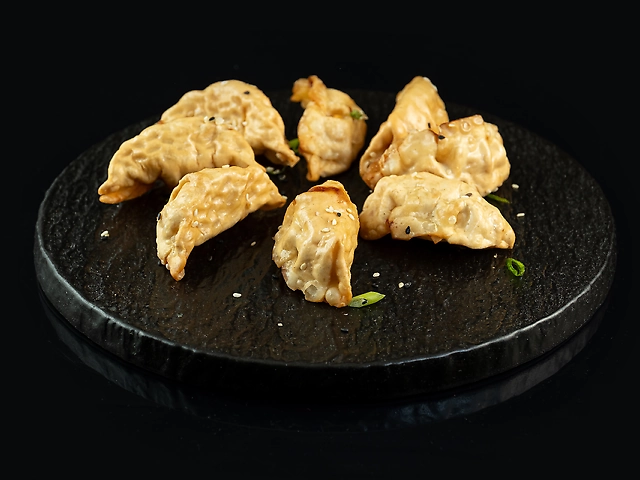 Гьодза з куркою смажена