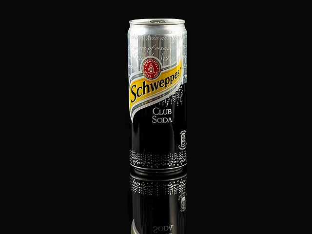 Schweppes Club Soda 330 мл