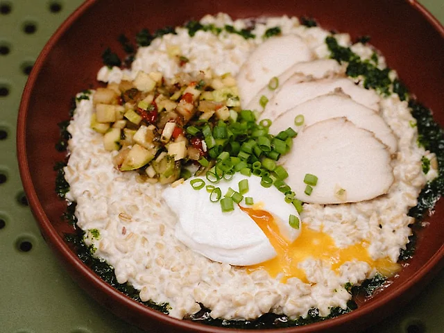 Каша Вівсяна з Куркою та Сальсою