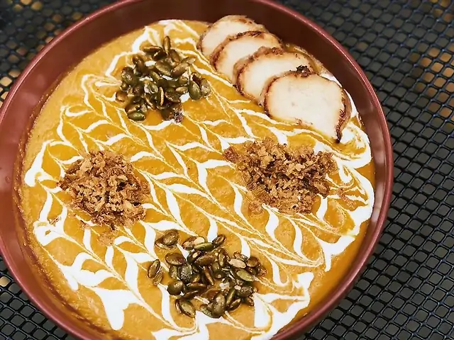 Гарбузовій суп з куркою