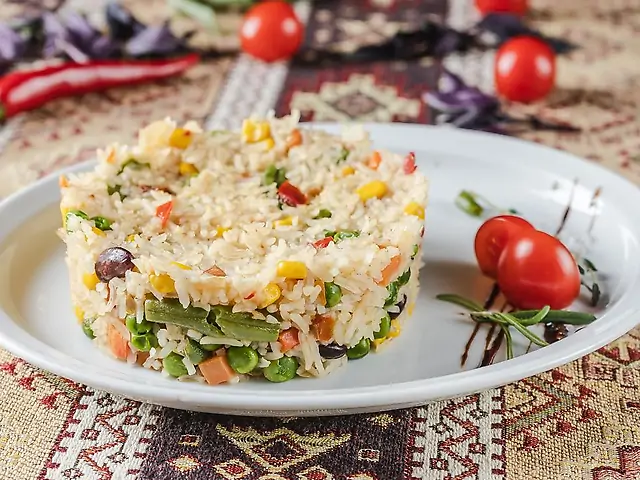 Рис з овочами