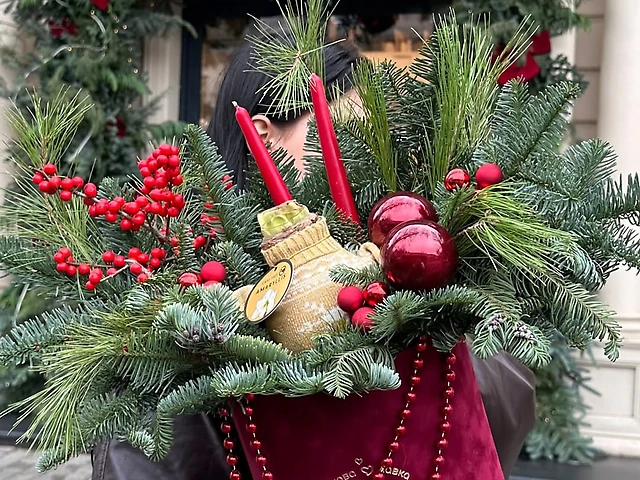 Композиція з амарилісом