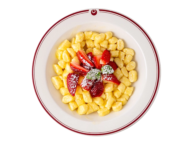 Ліниві вареники з фруктами