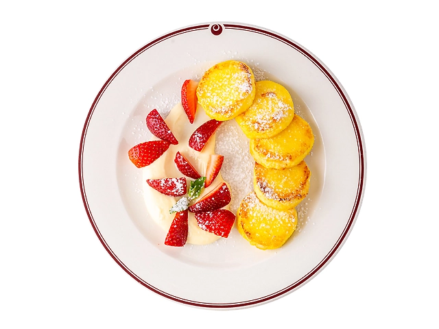 Сирники з фруктами