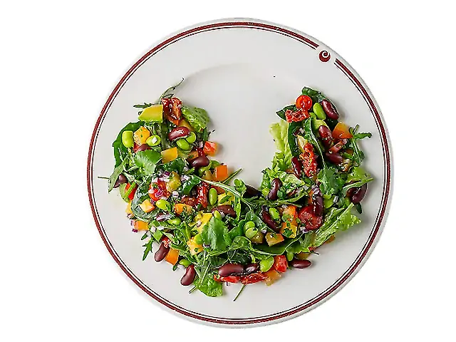 Салат з квасолею та бобами