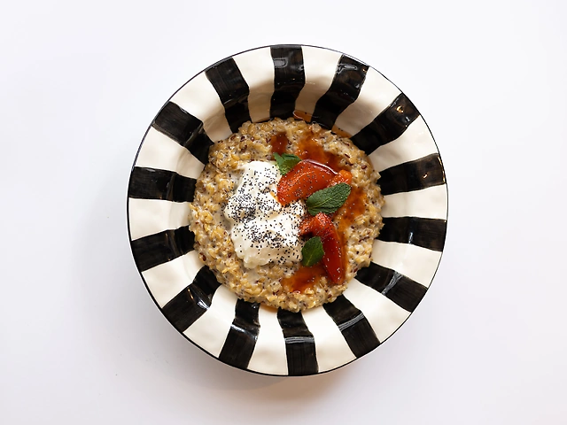 Солодка вівсянка зі страчателою