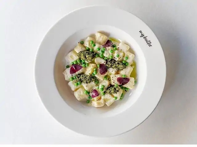 Ньоки з солоними лимонами та песто