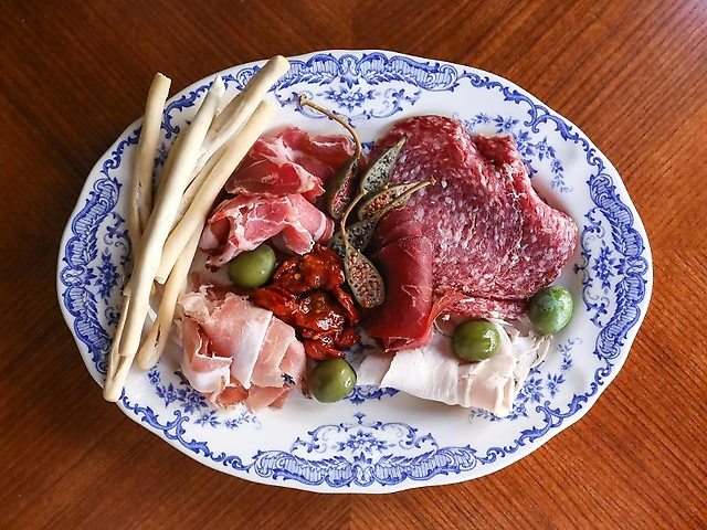 Тарілка  kött