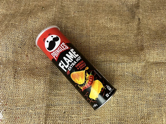 Pringles 165g Cheese & Chilli