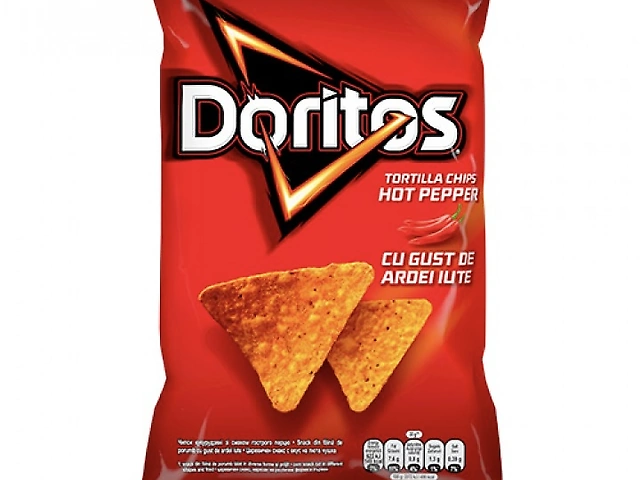 Чіпси Doritos 90гр гострий перець