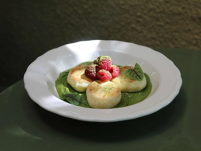 Сирники матча ловер