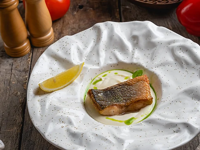 Судак запечений