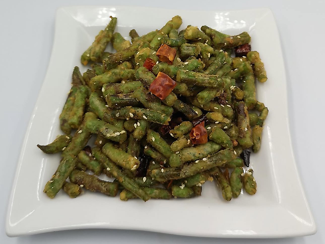 110 Хрустка спаржева квасоля з перцем