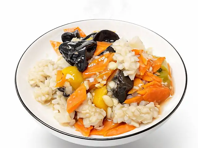 95 Смажені кальмари з овочами