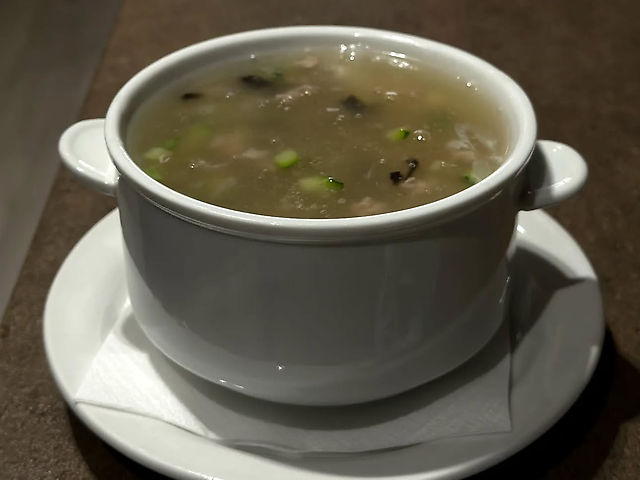 23 Крахмальний суп з яловичиною по-Сіхуські