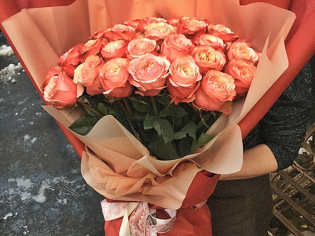 Букет еквадорських троянд