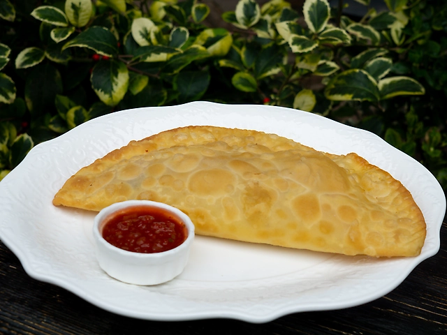 Справжній чебурек