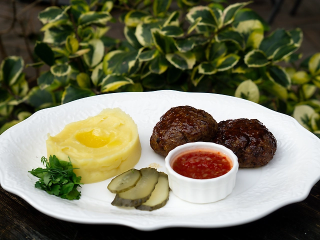 Бабусині котлетки