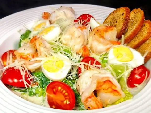 Салат Цезар з креветкою