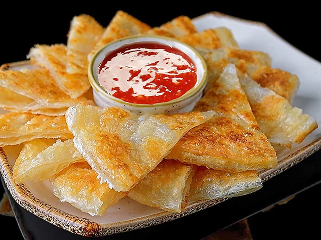 Chapati with spicy Asian sauce