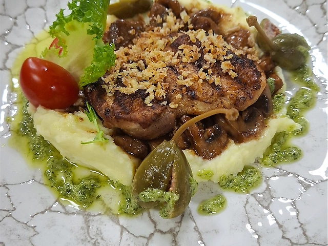 Куриное бедро с хрустящей корочкой