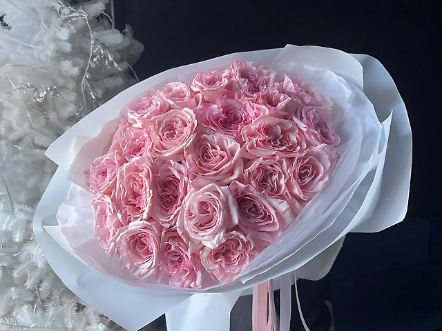 Букет з парфумованої троянди Pink Ohara