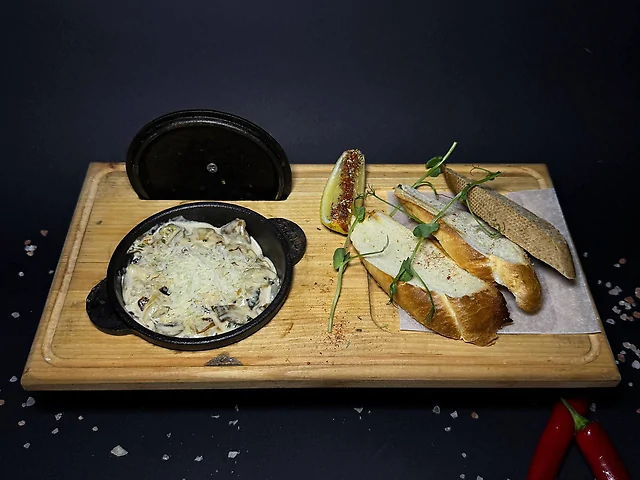 Мідії та печериці