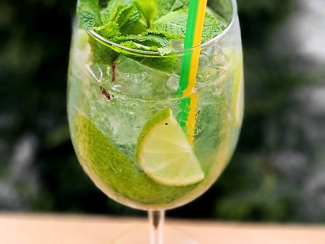 Mojito non-alcoholic
