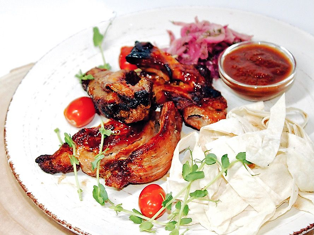 Свинячі реберця