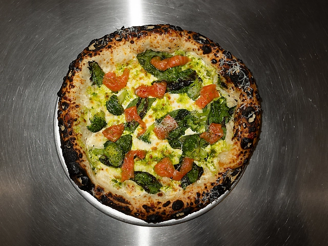 Піца Броколі форель