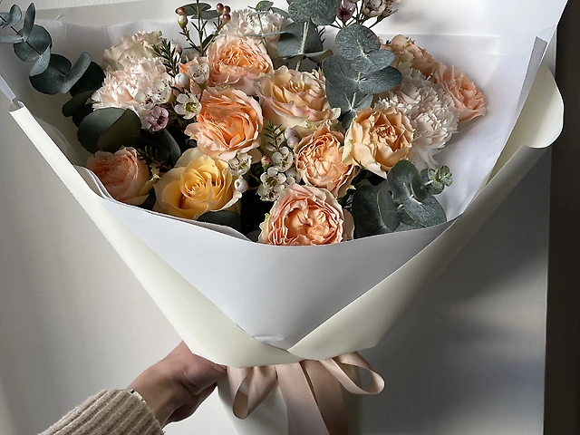 Персиковий букет