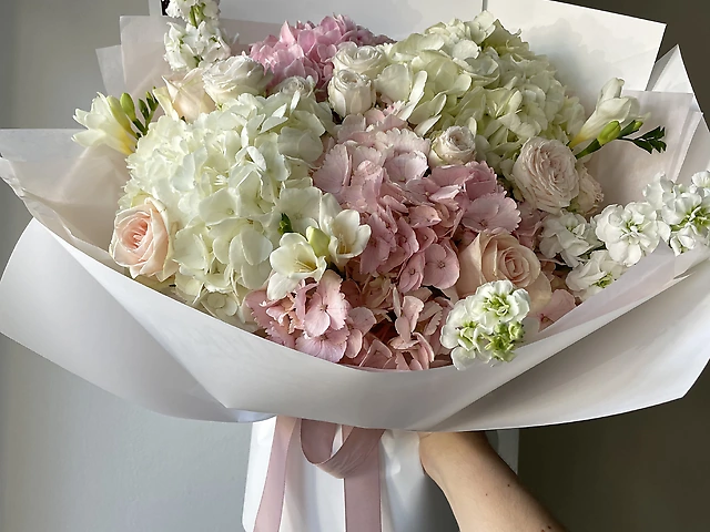 Мікс у ніжних відтінках