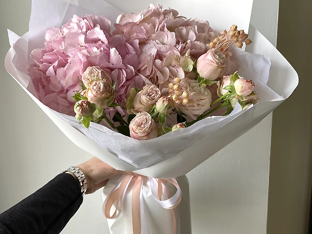 Рожевий букет