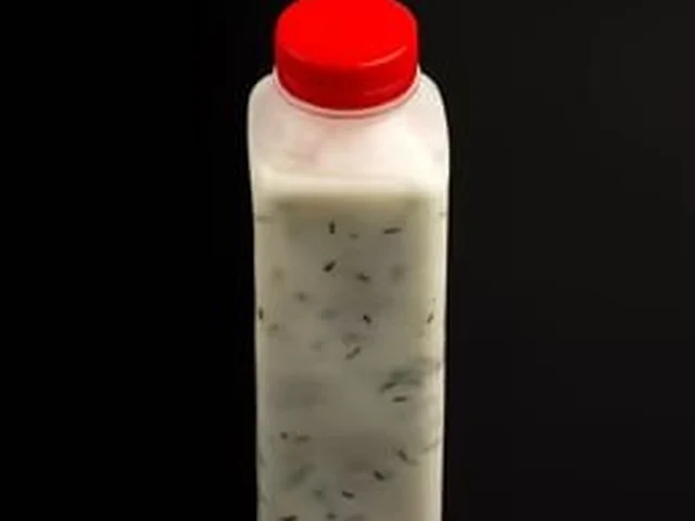 Айран з зеленю 0,5