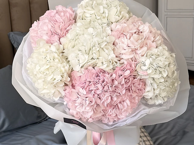 Букет гортензій