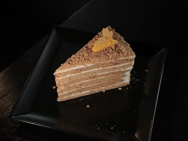 Медовик класичний