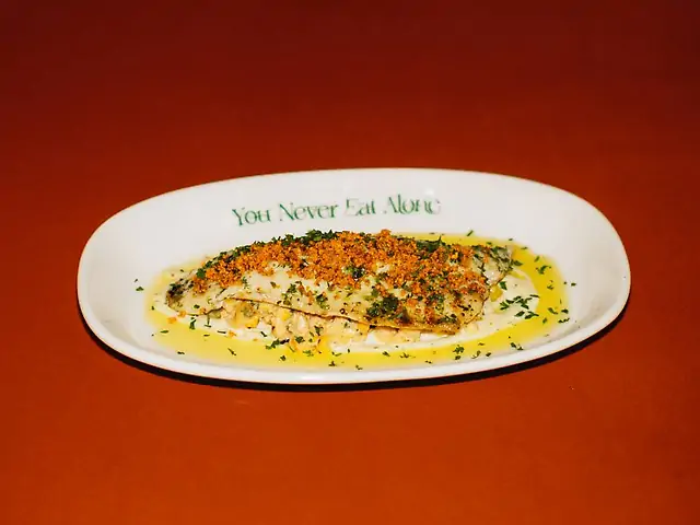 Сібас, елотес, соус ранч